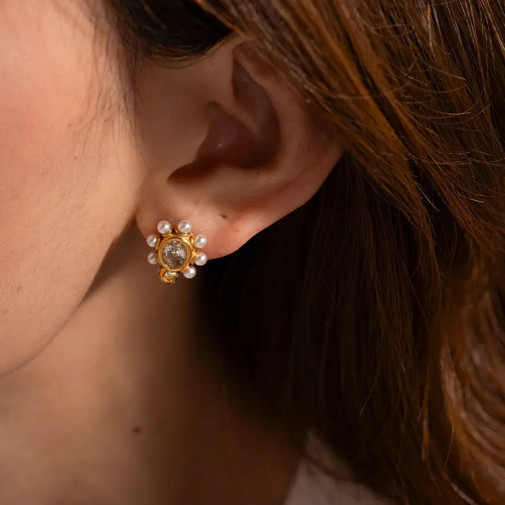 Boucles d'oreilles™ | Élégance en perles dorées