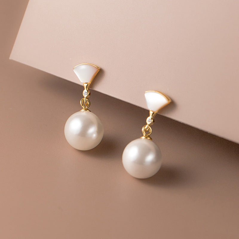 Boucles d'oreilles Élégance™ | Perles argentées raffinées