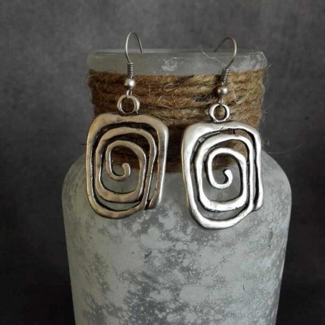 Boucles d'oreilles Spiralées™ | Élégance argentée, vintage