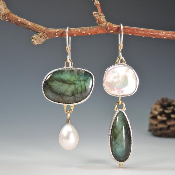 Boucles d’Oreilles Vintage en Argent Ornées de Pierres Naturelles