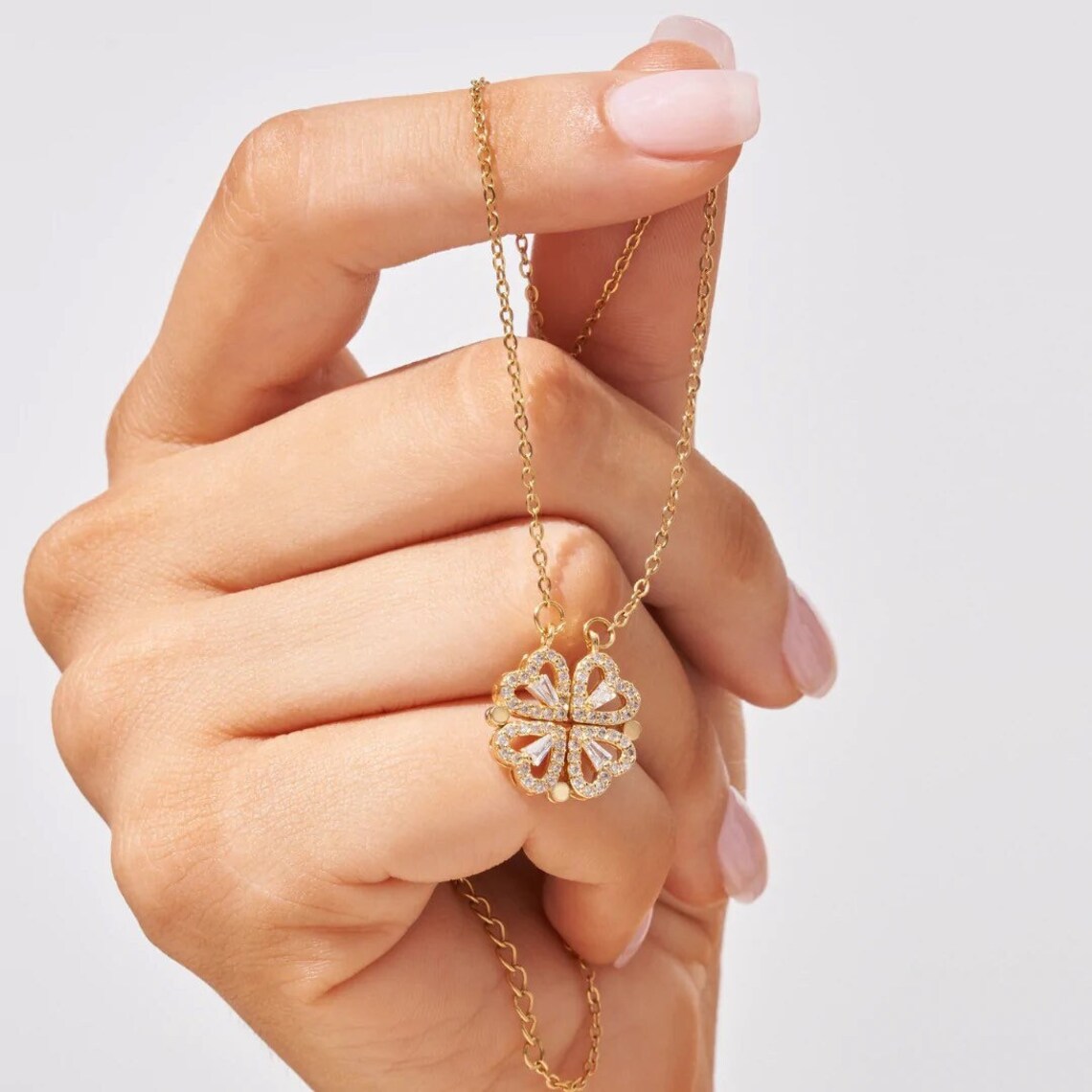 Collier Cœur Porte-Bonheur Élégant