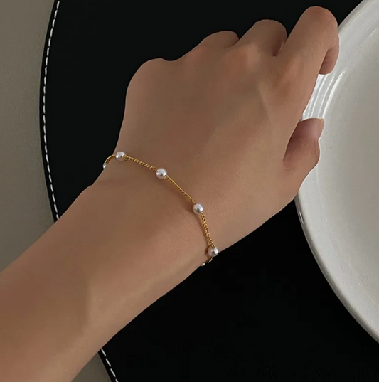 Bracelet Plaqué Or 18 carats avec multi perles