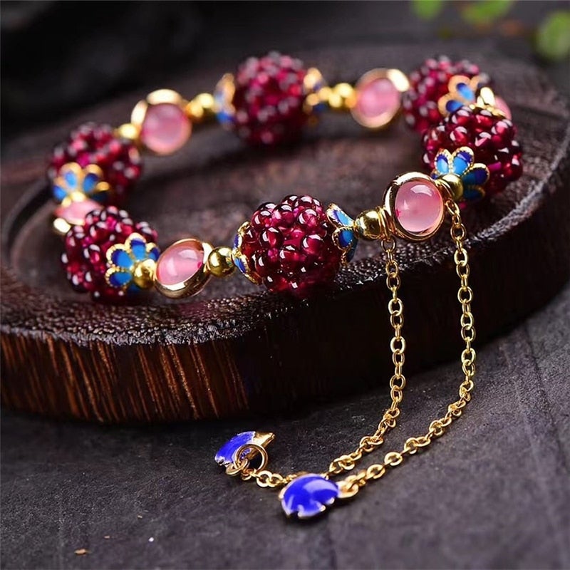 Bracelet Orné d’une Pierre de Grenat Naturelle