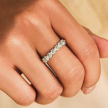 Bague Ajustable en Argent avec Marguerite en Émail Peint à la Main