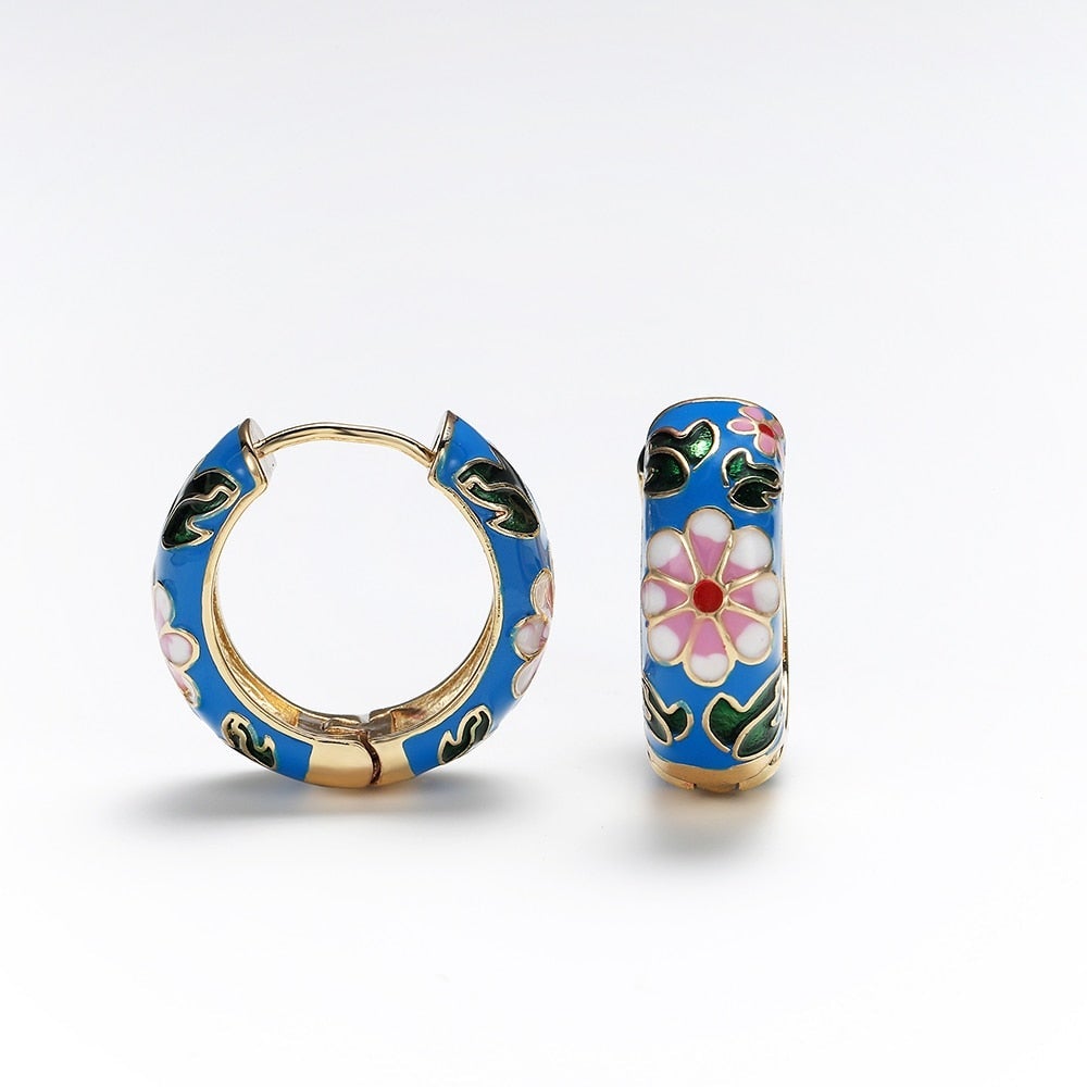 Boucles d’Oreilles Raffinées en Forme de Fleur