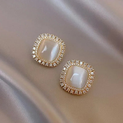 Opalescence™ | Boucles d'oreilles créoles en opale et cristaux