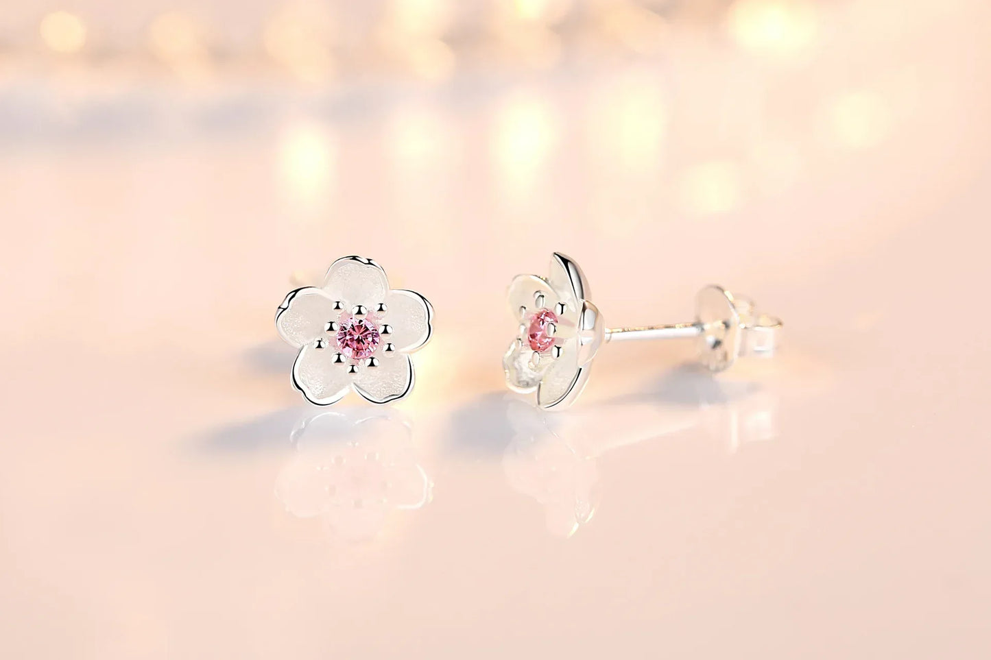 Fleur Éclat™ | Boucles d'oreilles zirconium raffinées