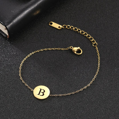 Amara™ | Bracelet initiales en acier inoxydable