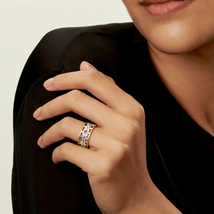 Bague marguerite creuse irrégulière