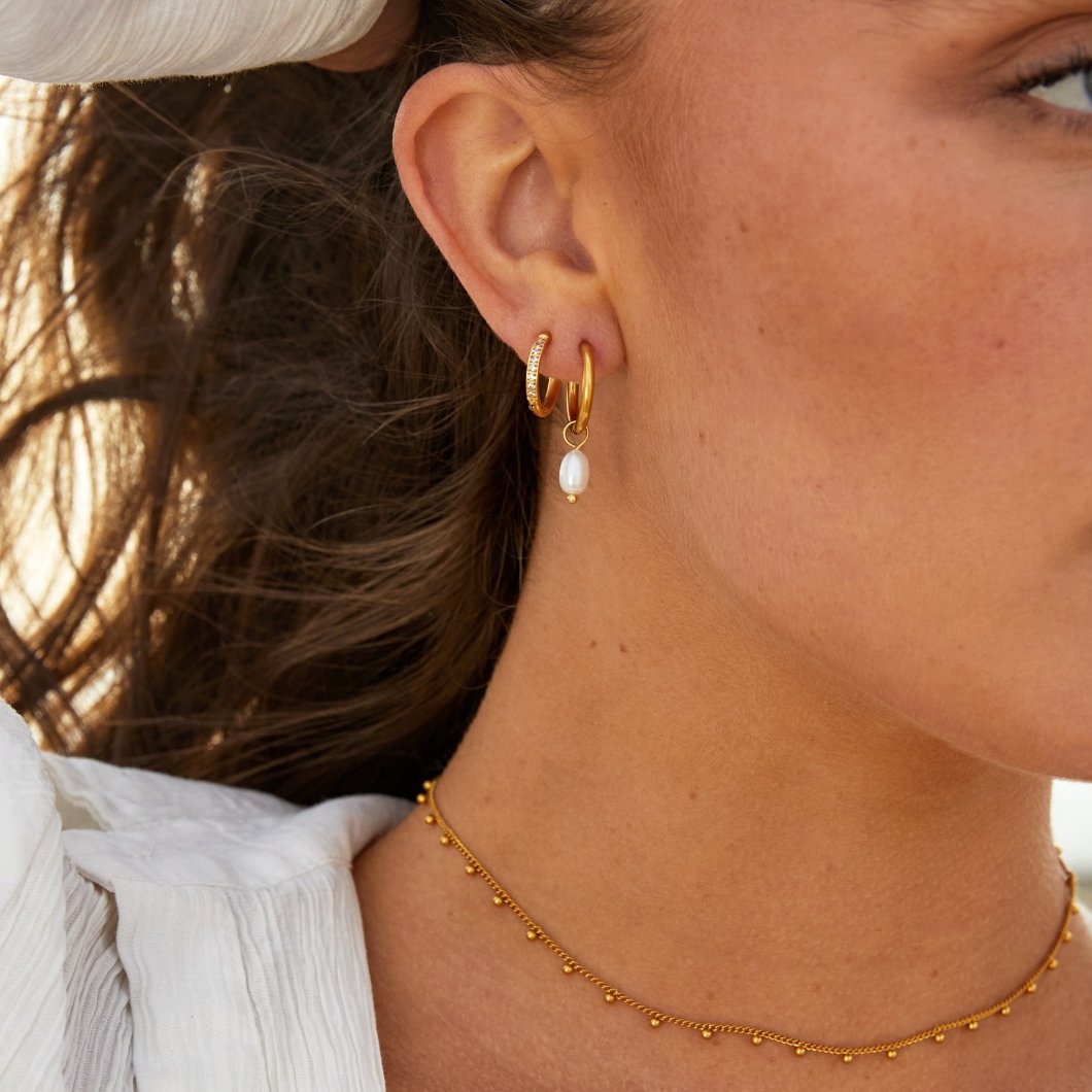 Bella – Boucles d’oreilles en perles d’eau douce