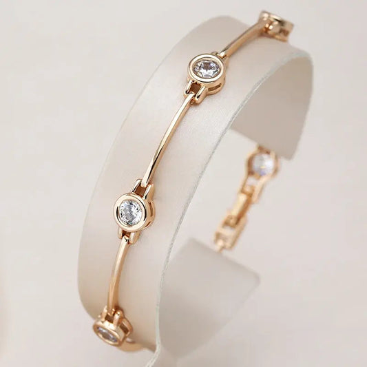 Bracelet élégant avec zirconias en or