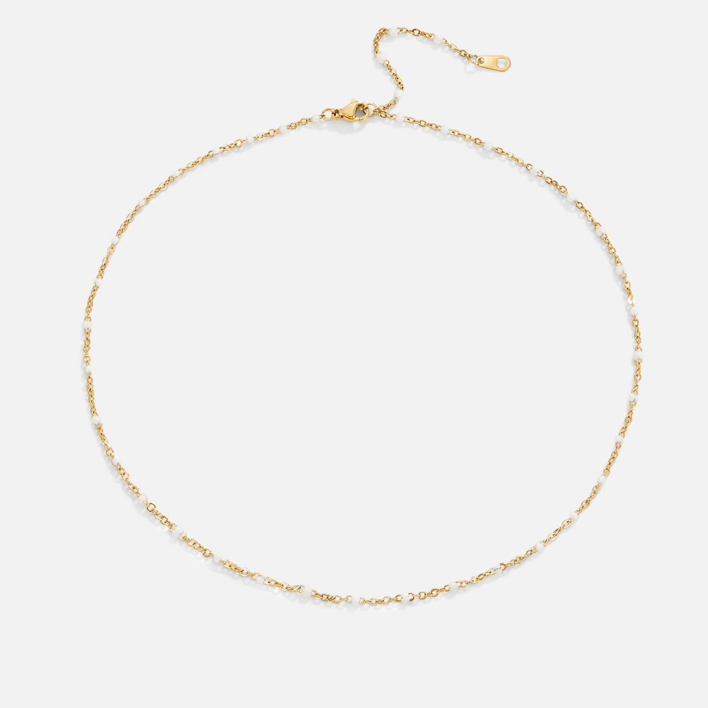 Collier de perles blanches pures