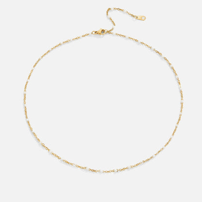 Collier de perles blanches pures