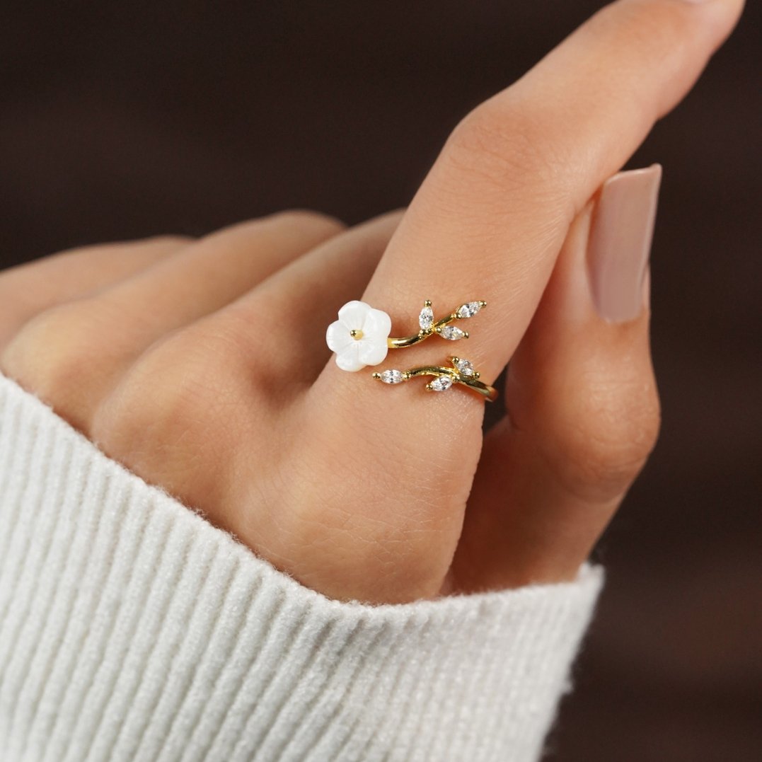 Rise – Bague en pierres blanches